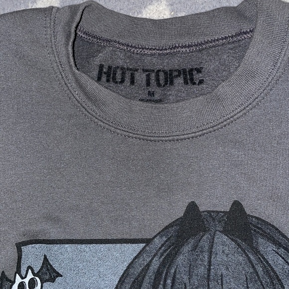 Hot Topic size Med - Picture 3 of 4